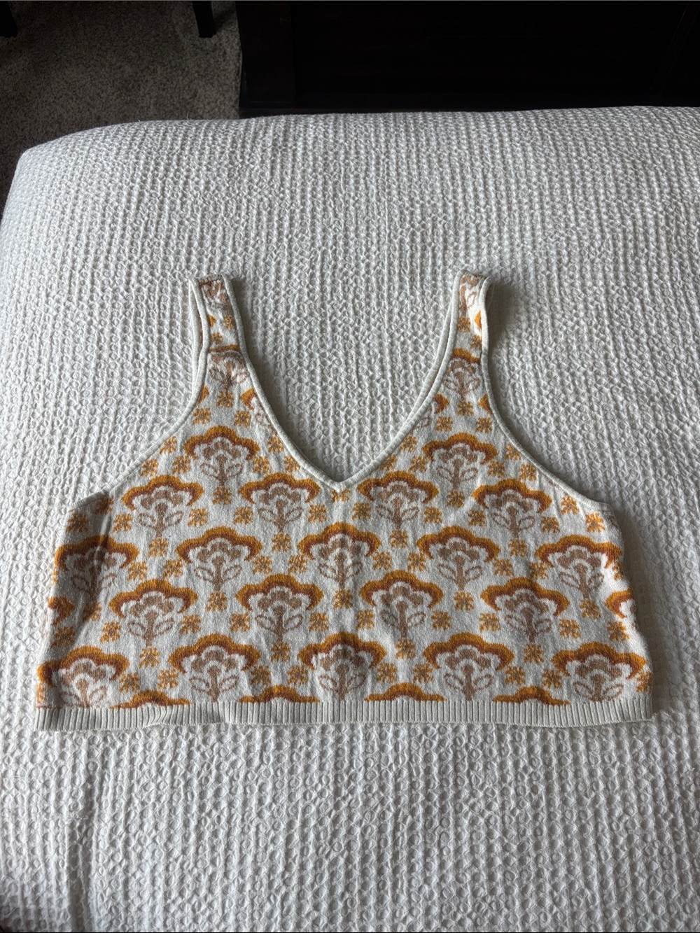 Women's V-Neck Knit Crop Top in Cream and Mustard - Unbranded